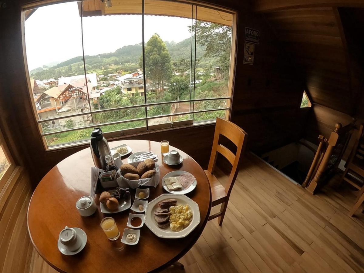 Hotel Heidinger Oxapampa Bagian luar foto