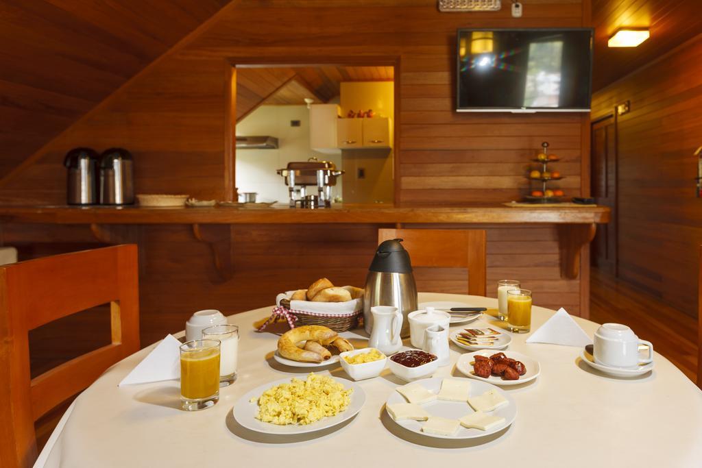 Hotel Heidinger Oxapampa Bagian luar foto